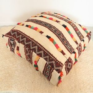 Moroccan pouf